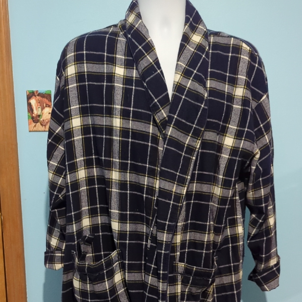 Nautica Navy and Yellow Plaid Sleepwear